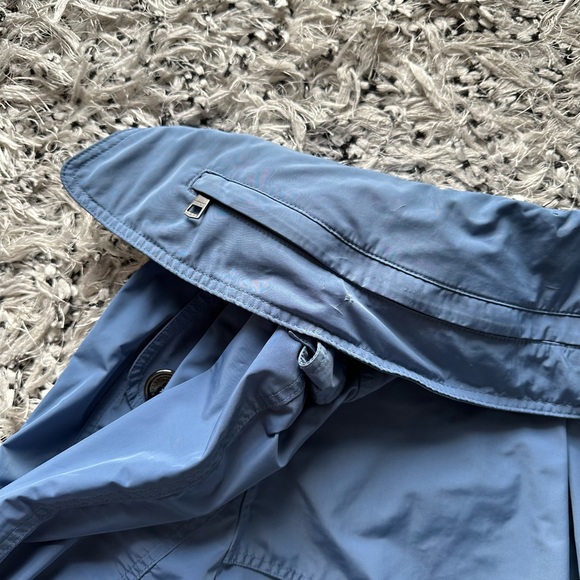 Light blue Burberry Trench Coat - Picture 14 of 14
